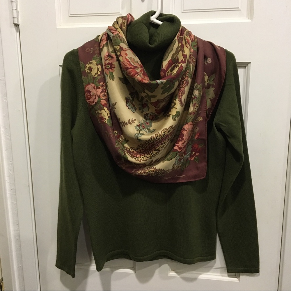 Sutton / Studio Classic Olive Green Wool Turtlene… - image 7